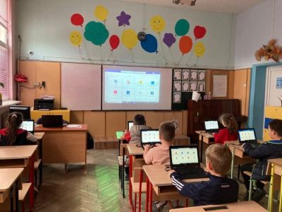 Равен достъп до училищно образование в условията на кризи - 2021 12